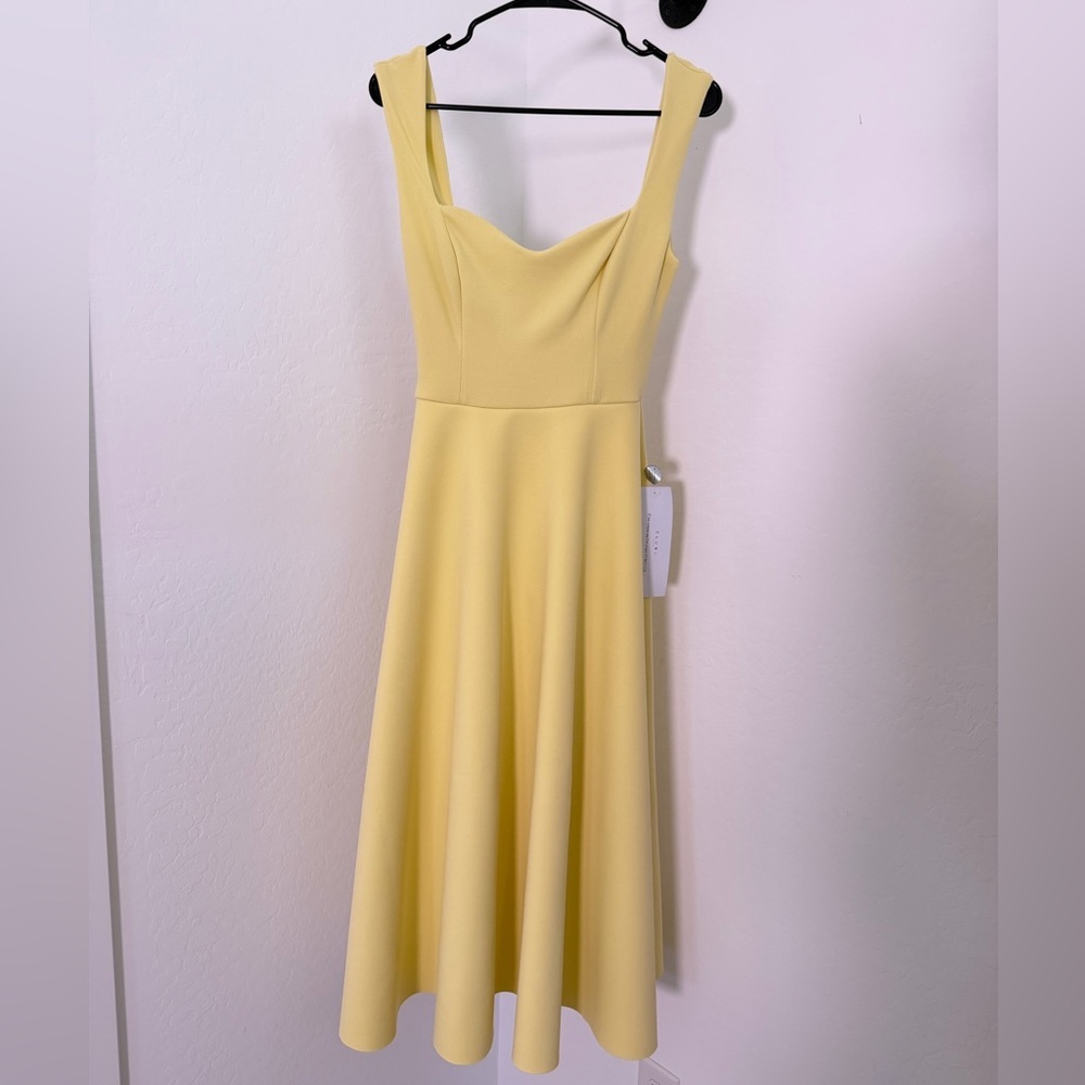 Club L London Sweetheart Midi Dress in Pale Yellow - NEW WITH TAGS - Picture 5 of 8